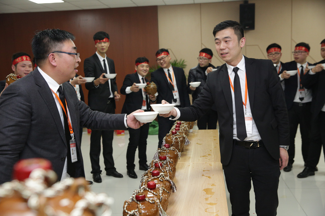 八年磨礪，劍指17——科恩電器2017年誓師大會(huì)隆重舉行